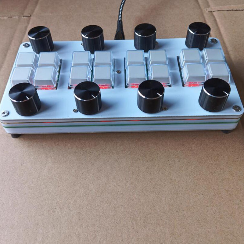 With 8 switches and 8 Damping  - đánh giá và giá Midi Controller Pad